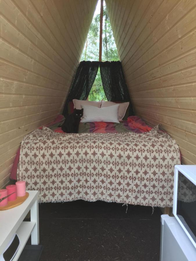 Triangle Cabin Laitila Exteriör bild